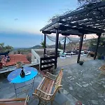 Πανσιόν Traditional Erato Παλαιός Παντελεήμων