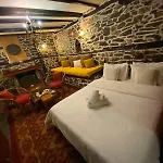 Πανσιόν Traditional Erato