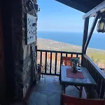 Traditional Erato Πανσιόν Παλαιός Παντελεήμων