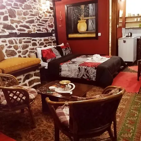 Traditional Erato Guest house Palaios Panteleimonas