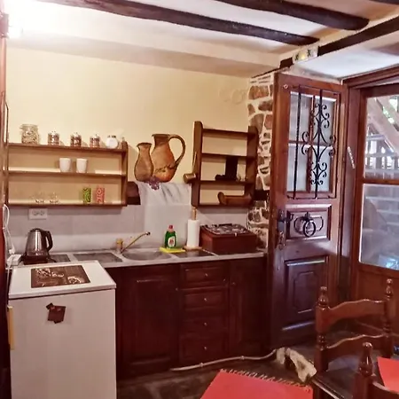 Traditional Erato Guest house *