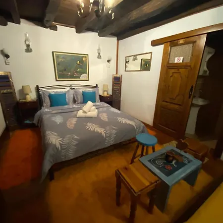 Traditional Erato 4*