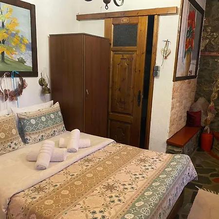 Traditional Erato 4*