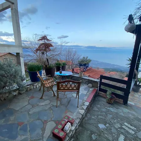 Guest house Traditional Erato Palaios Panteleimonas