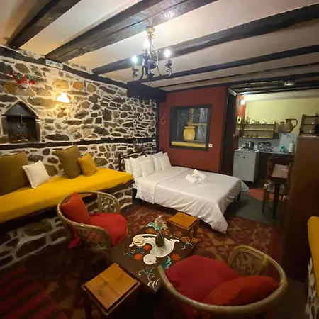 Guest house Traditional Erato Palaios Panteleimonas