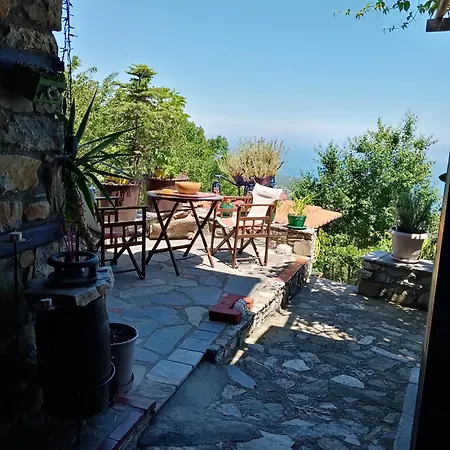 Traditional Erato 4* Palaios Panteleimonas