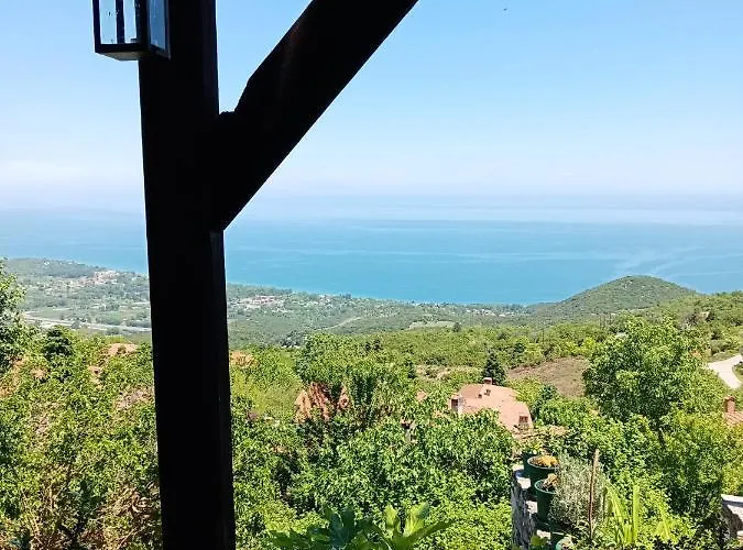 Traditional Erato Palaios Panteleimonas