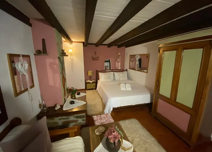Traditional Erato Pensjonat 4*